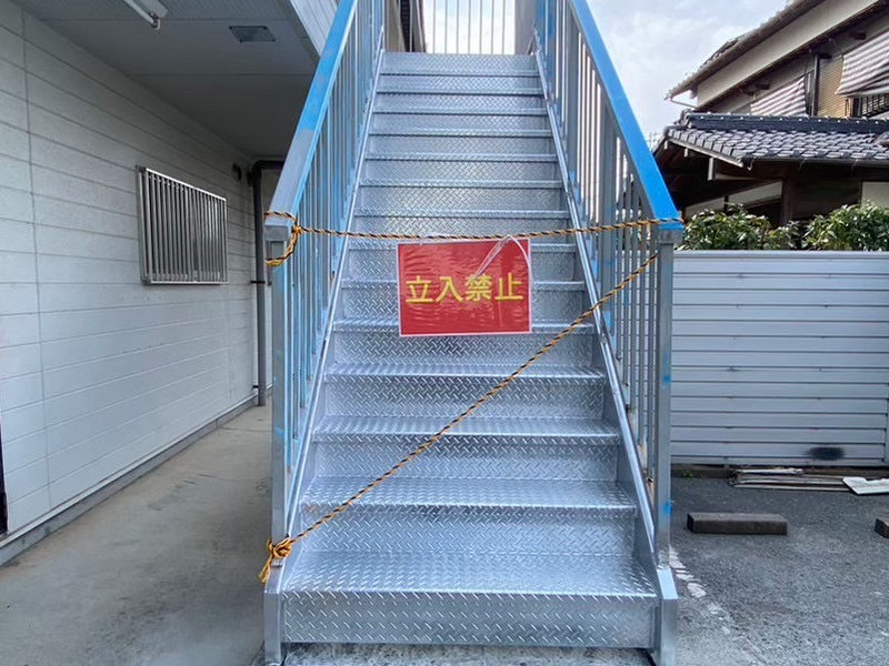 福岡市西区下山門/階段交換工事